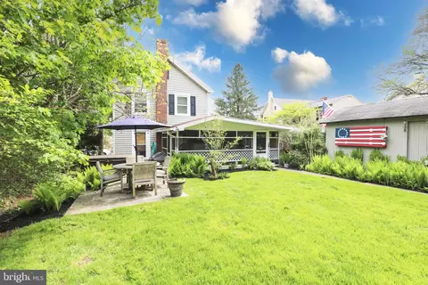 15 E Butler Ave, Doylestown, PA 18901