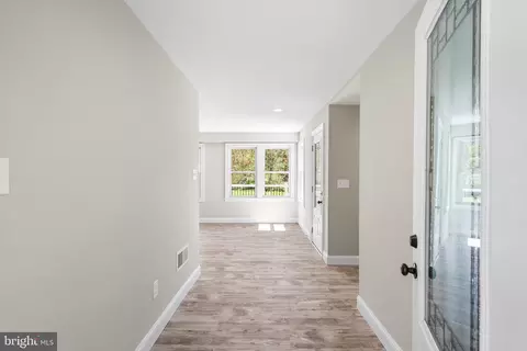 Entry Way - 93 Tower Hill Rd, Doylestown, PA 18901 photo 1 of 3