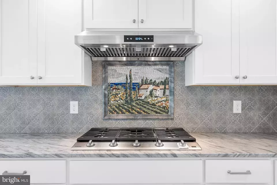 Kitchen - 93 Tower Hill Rd, Doylestown, PA 18901 photo 3 of 4