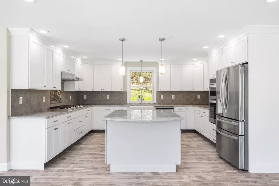 Kitchen - 93 Tower Hill Rd, Doylestown, PA 18901 photo 2 of 4