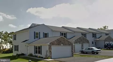 2598 Daniels Ln, Quakertown, PA 18951