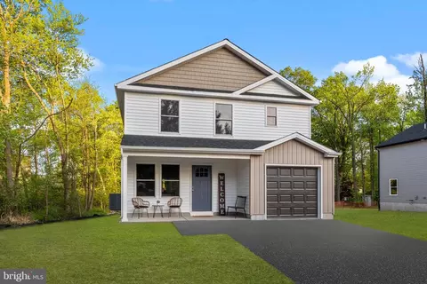 2804 Avenue B, Levittown, PA 19056