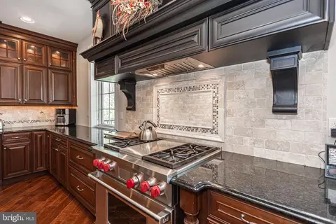 Kitchen - 2709 Dillon Dr, Jamison, PA 18929 photo 9 of 10