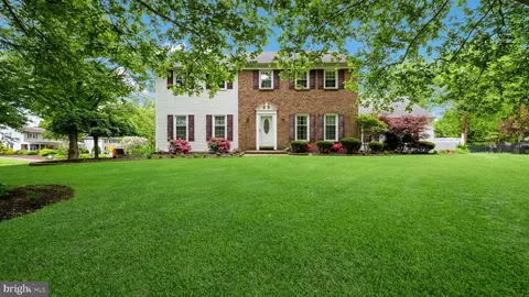 560 American Dr, Yardley, PA 19067