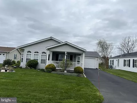 299 Blackberry Cir, New Hope, PA 18938