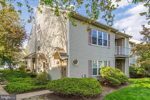 1708 Society Pl, Newtown, PA 18940