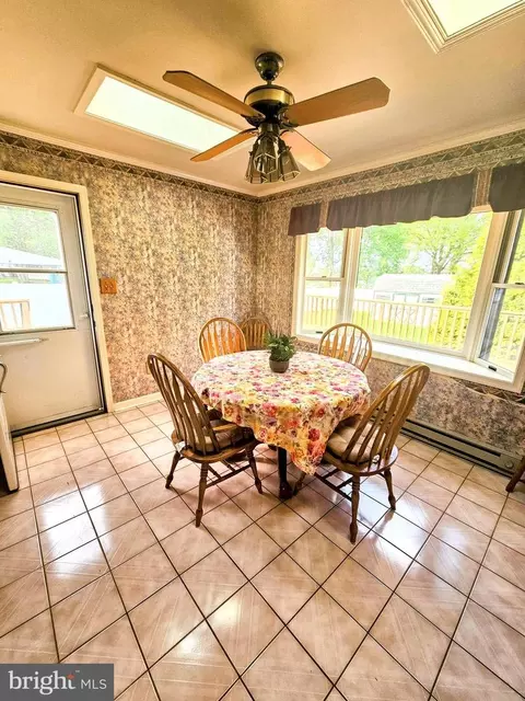 1405 Hampton Ln, Warminster, PA 18974 photo 19