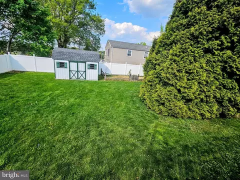 1405 Hampton Ln, Warminster, PA 18974 photo 42