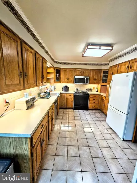1405 Hampton Ln, Warminster, PA 18974 photo 15