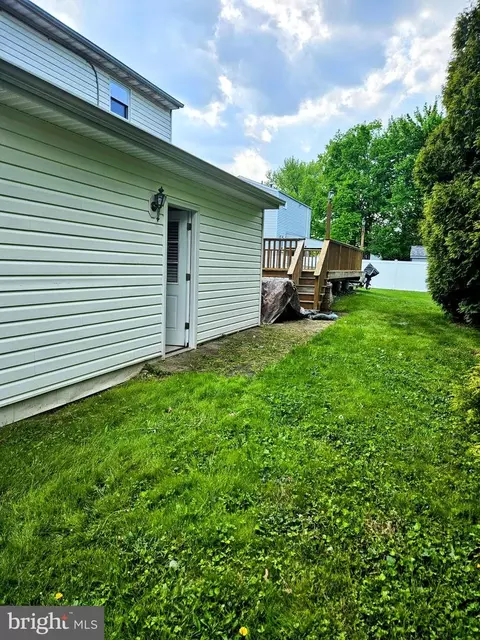 1405 Hampton Ln, Warminster, PA 18974 photo 38