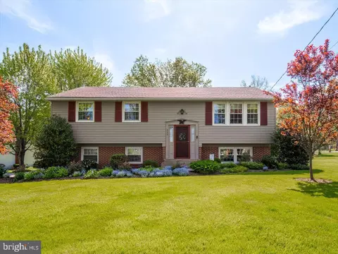 2175 Milford Ave, Milford Square, PA 18935