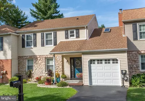 114 Rocky Ct S, Chalfont, PA 18914