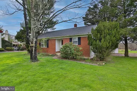 1040 Old Bethlehem Rd, Perkasie, PA 18944