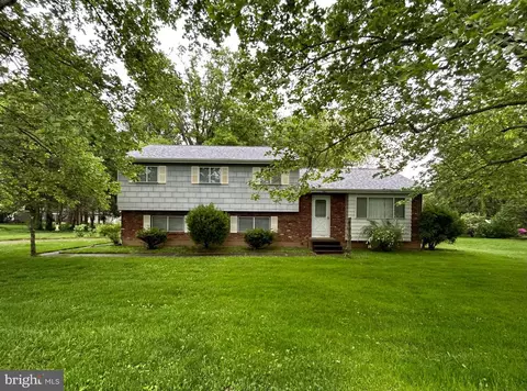 268 Hickory Rd, Yardley, PA 19067