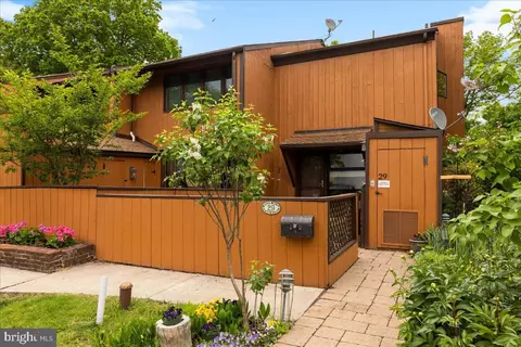 29 Arden Way, New Hope, PA 18938