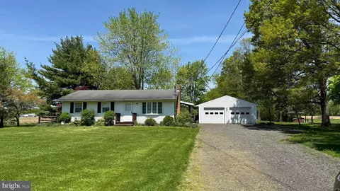 2450 Koons Rd, Quakertown, PA 18951