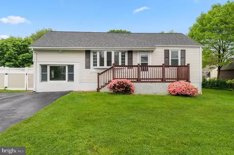 117 Green Ln, Southampton, PA 18966