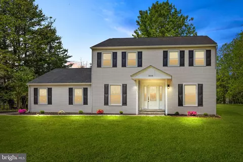 5868 Village Ln, Doylestown, PA 18902
