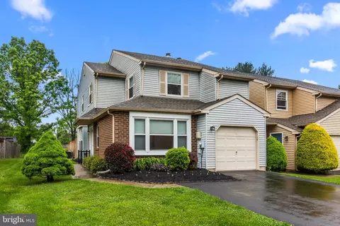 268 Marble Ct, Yardley, PA 19067