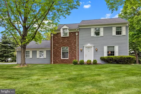 46 Windy Knoll Dr, Richboro, PA 18954