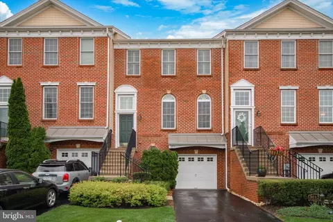 3015 E Dorchester St, Furlong, PA 18925