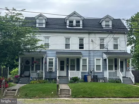 632-636 W Bridge St, Morrisville, PA 19067