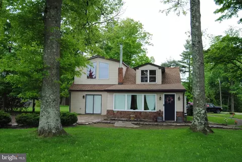 6 Neshaminy Ave, Newtown, PA 18940