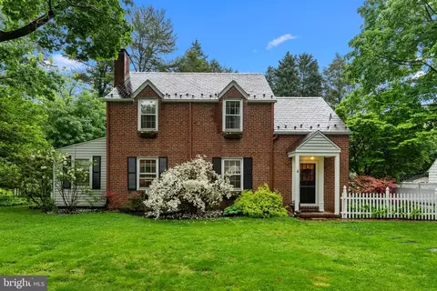 1902 Makefield Rd, Yardley, PA 19067