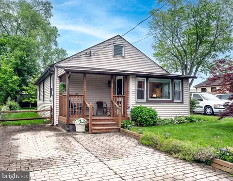 3218 Hilltop Ave, Bristol, PA 19007