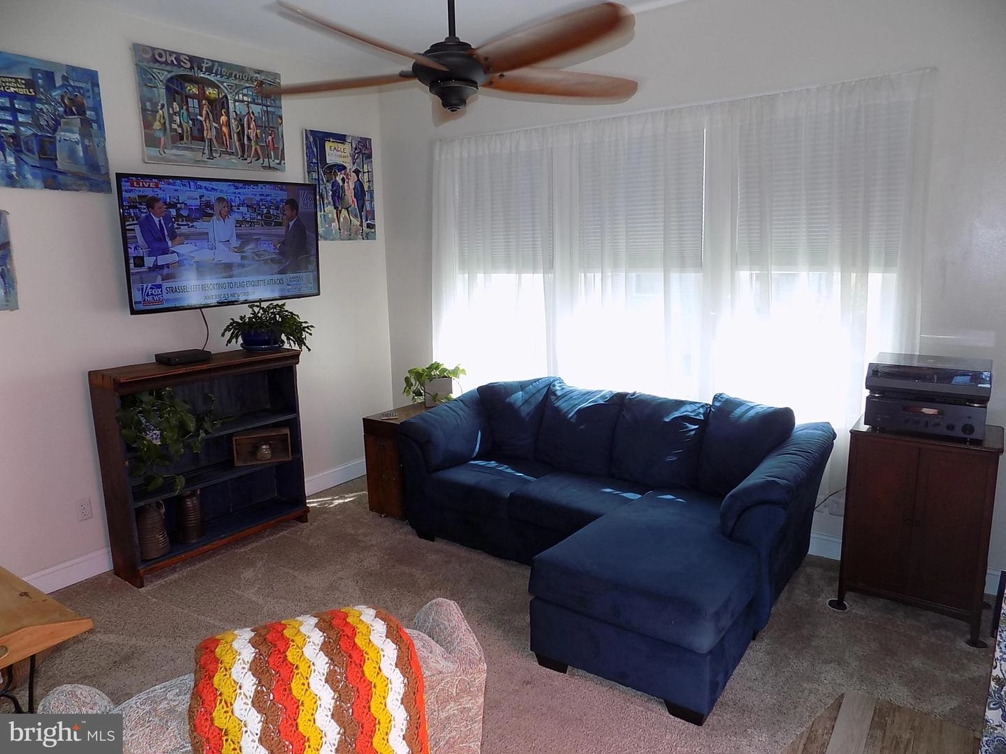 Living - 803 Third Ave, Croydon, PA 19021 photo 1 of 1