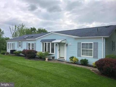 348 Countryside Cir, New Hope, PA 18938