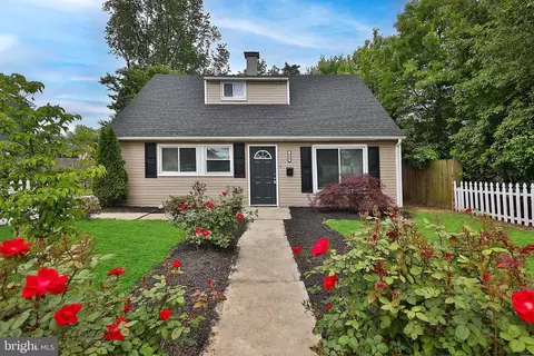 570 Elbridge Rd, Morrisville, PA 19067