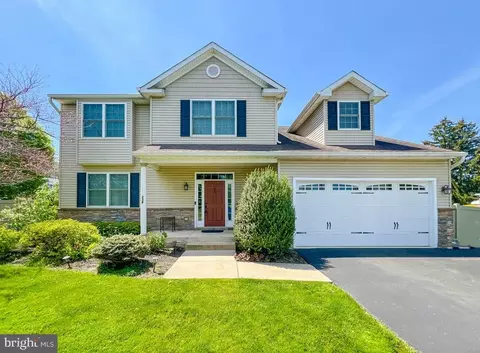 238 Fairview Ave, Langhorne, PA 19047