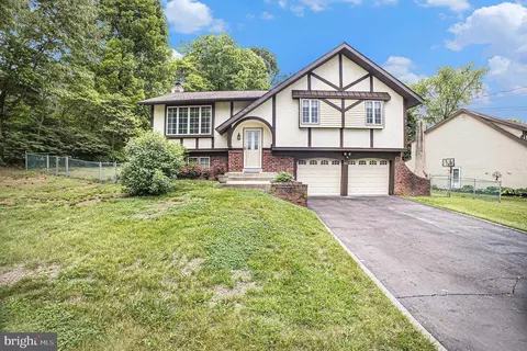 1013 Surrey Ln, Warrington, PA 18976