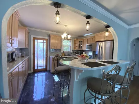 3527 Carnarvon Ave, Bristol, PA 19007