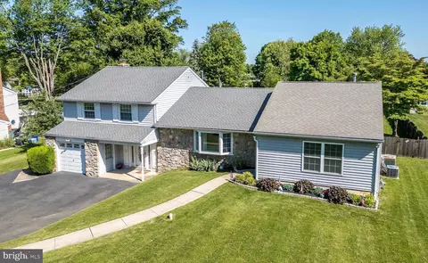 49 Deerpath Rd, Churchville, PA 18966