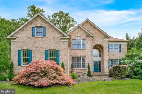 2340 Deer Meadow Ln, Furlong, PA 18925