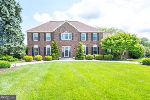 301 Bless Cir, Richboro, PA 18954
