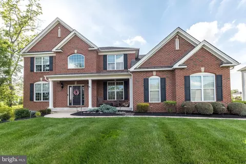 602 Meehan Dr, Warrington, PA 18976