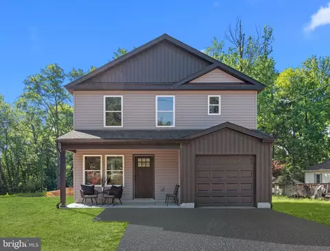 2802 Avenue B, Levittown, PA 19056