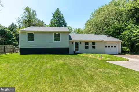 732 N Limekiln Pike, Chalfont, PA 18914