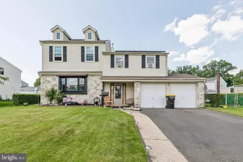 3252 Parkview Dr, Bensalem, PA 19020