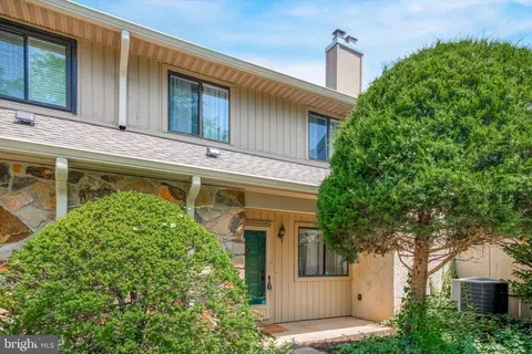 1612 Devon Ct, Yardley, PA 19067