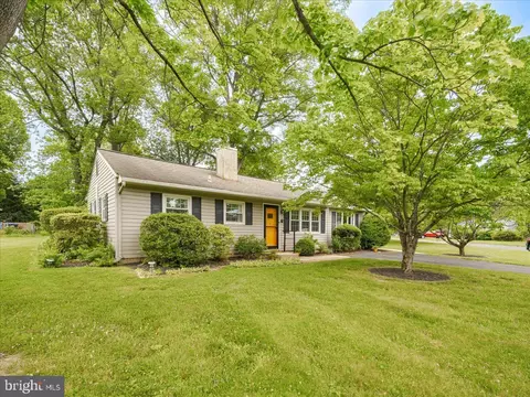 91 Vine St, Doylestown, PA 18901