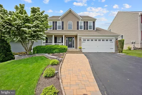 4544 Summerhill Dr, Doylestown, PA 18902