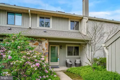 235 Yellow Springs Ct, Yardley, PA 19067