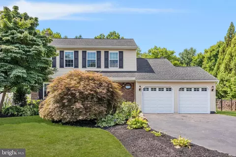 354 Cambridge Ln, Newtown, PA 18940