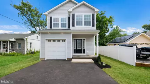 631 Madison Ave, Langhorne, PA 19047