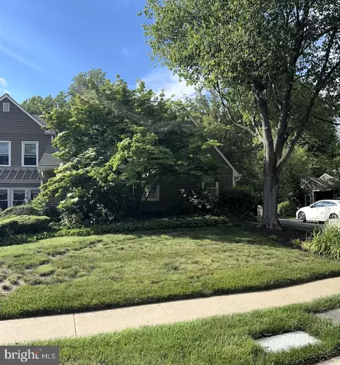 1574 Bud Ln, Yardley, PA 19067
