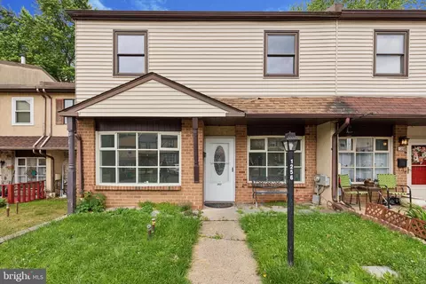 1256 Lisa Dr, Warrington, PA 18976